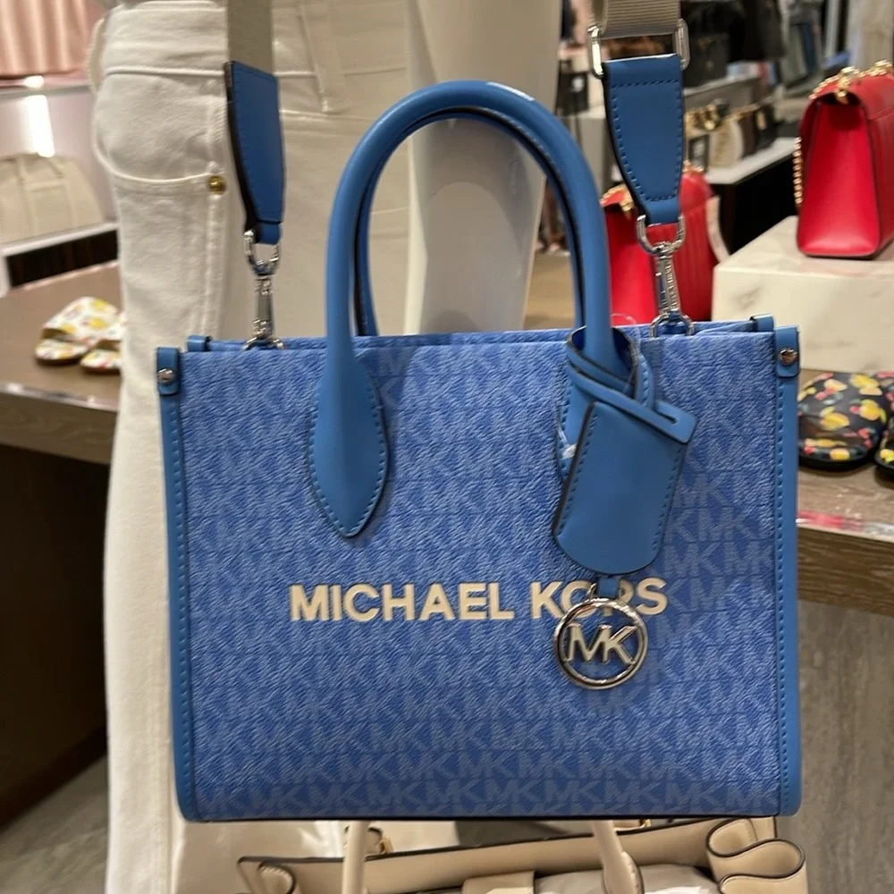 Michael Kors Mirella Small Shopper Top Zip Signature Logo Crossbody XBODY MK
NWT - Picture 13 of 16